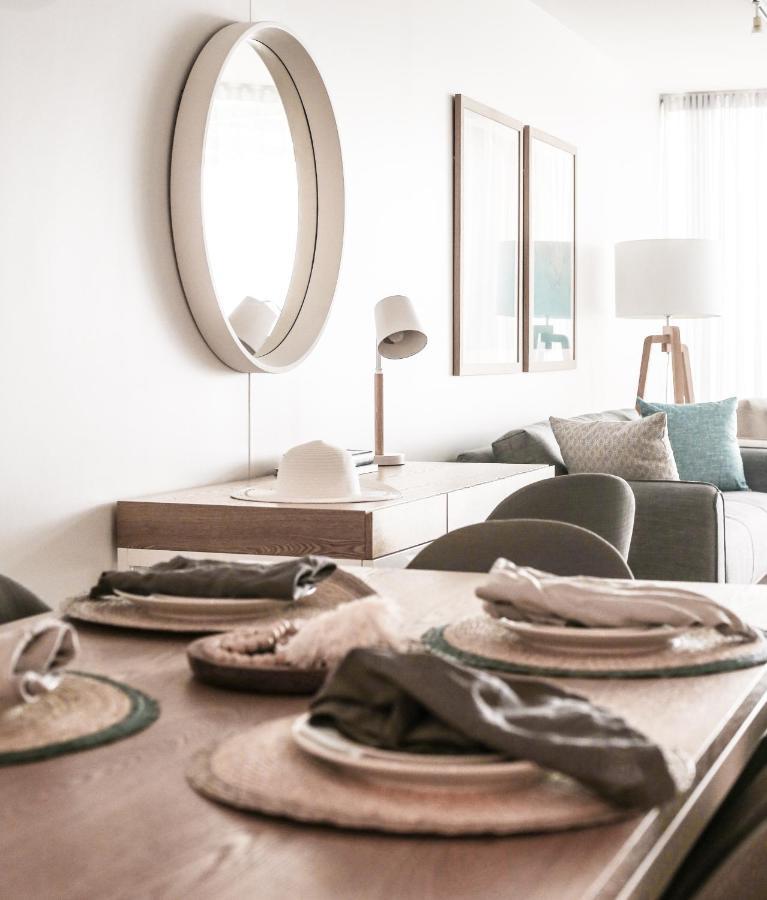 Rumba Beach Resort Caloundra Ngoại thất bức ảnh A staged home