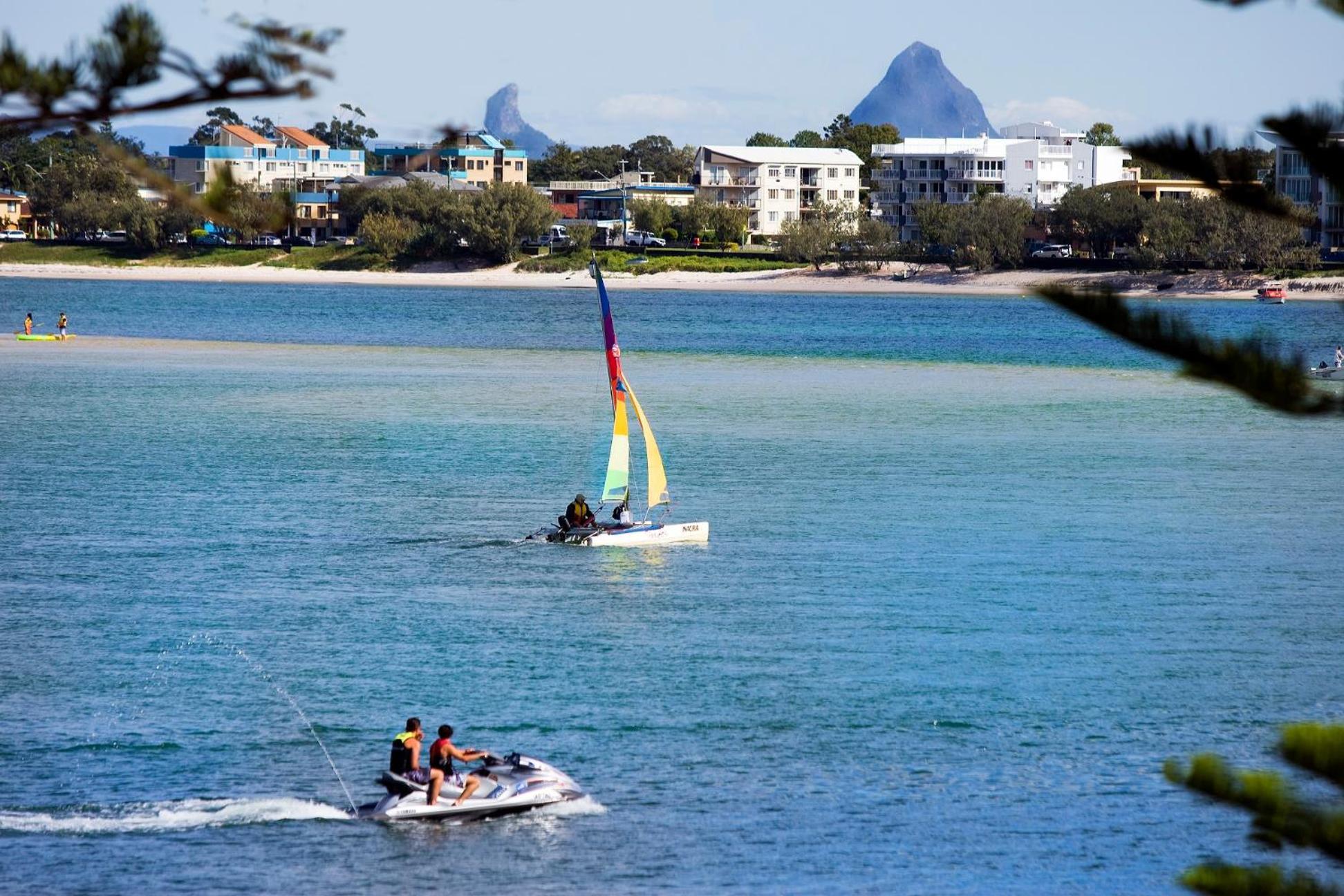 Rumba Beach Resort Caloundra Ngoại thất bức ảnh Mooloolaba Bay